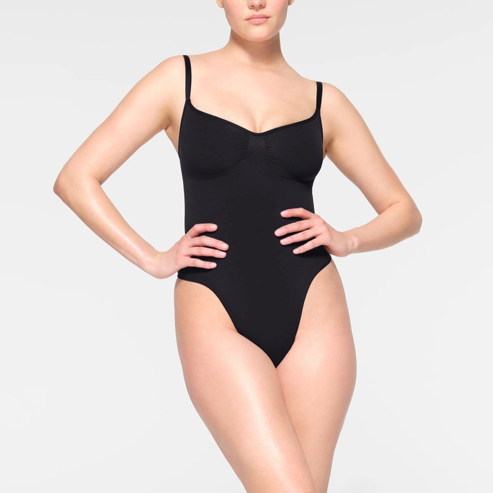 SKIMS Sculpting Thong Bodysuit high cut leg opening color Onyx Size L/XL - Picture 2 of 6